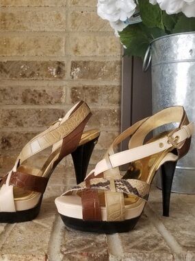 AUTHENTIC Michael Kors Beige Snakeskin Brown Black Leather Platform Sandals